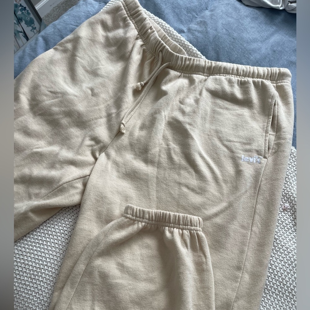 Levi’s Joggers
